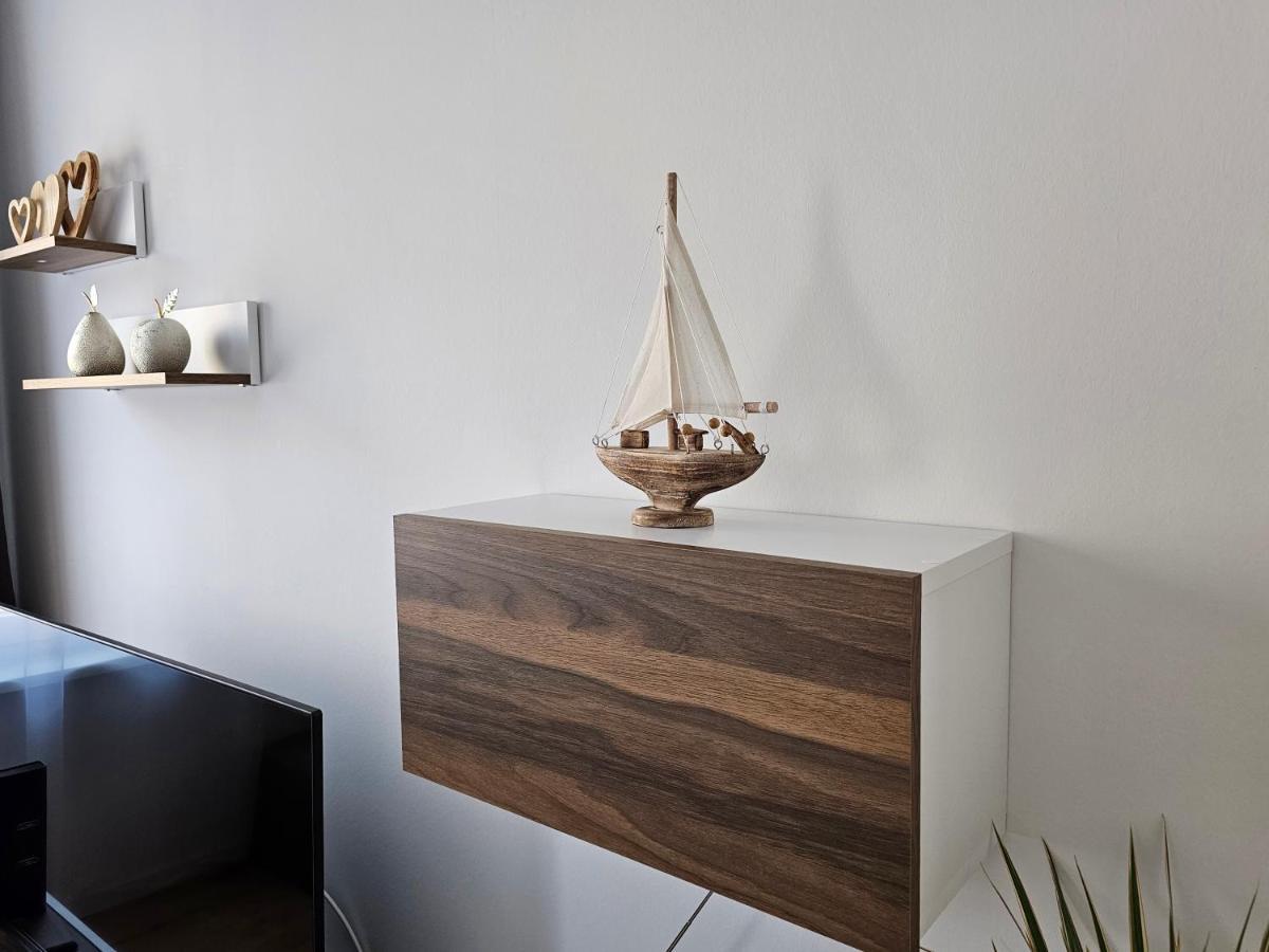 Schoene Grosse Ferienwohnung 79M2 Und 2 Baeder, Zentrumnah, 2Og Erfurt Extérieur photo