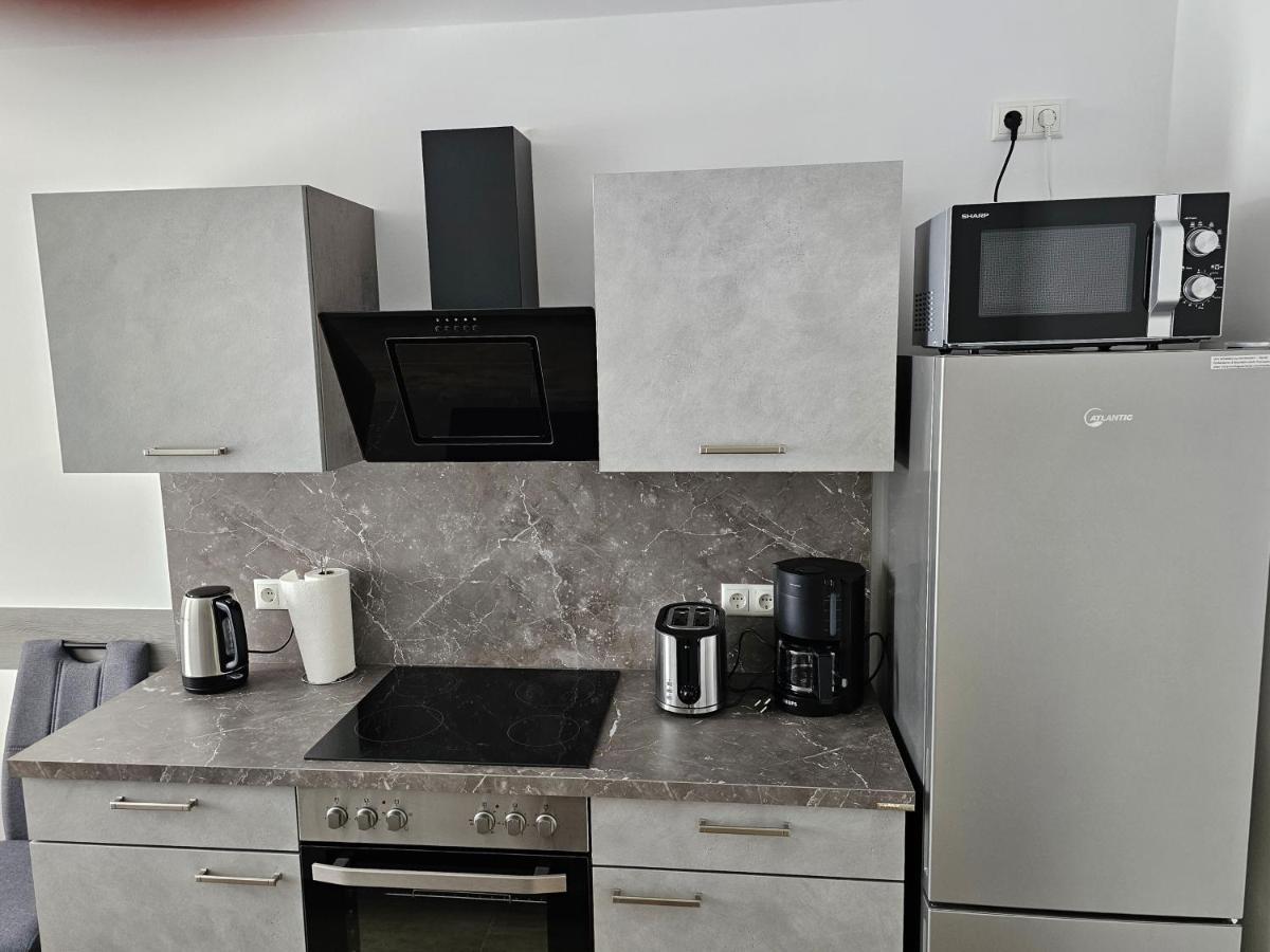 Schoene Grosse Ferienwohnung 79M2 Und 2 Baeder, Zentrumnah, 2Og Erfurt Extérieur photo